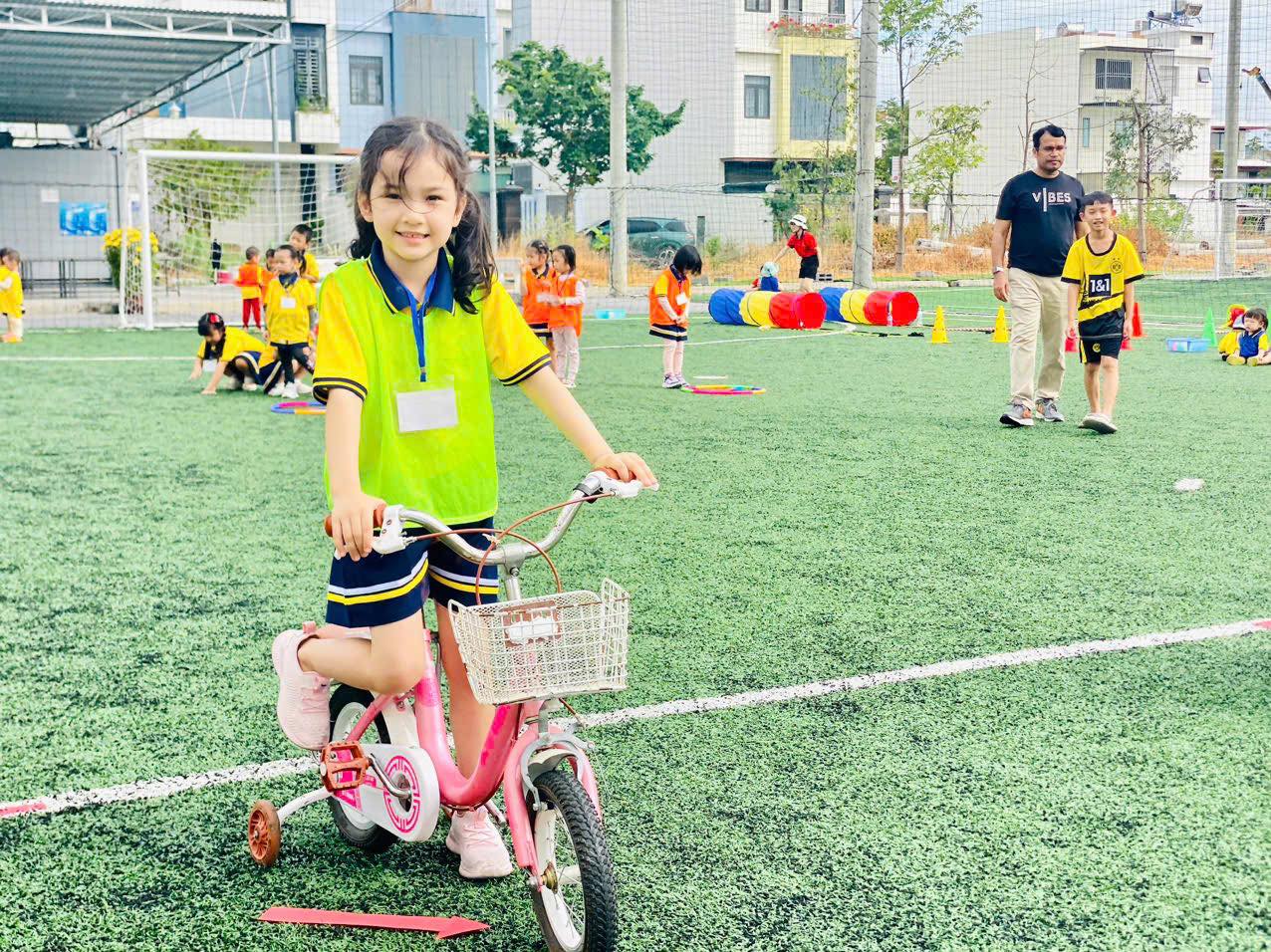 TopMind outdoor sports field and play area